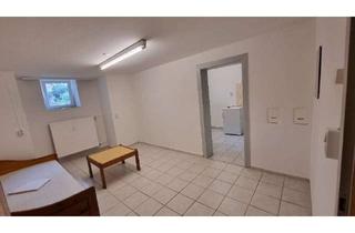 Wohnung mieten in 37073 Göttingen, Teilmöbliertes Zimmer für Studenten (NR) in saniertem Altbau