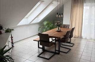 Wohnung mieten in Langenäcker 6-12, 69231 Rauenberg, Traumhafte, frisch renovierte Dachgeschosswohnung mit Charme & Weitblick – ab 1. Mai zu vermieten!
