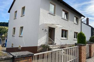 Wohnung mieten in Im Matthäuskreuz 15, 64367 Mühltal, 4-Zimmer Wohnung mit Balkon und Gartennutzung in Mühltal, EG eines ZFH