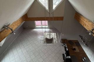 Wohnung mieten in Haslacher Weg 23b, 51063 Mülheim, Geräumige 4-Zimmer Wohnung in Köln Mülheim