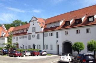 Wohnung mieten in Klosterhof 12, 88255 Baindt, Schöne 2,5 Zimmer Wohnung in stilvollem historischen Ambiente mit Garten