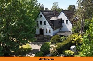 Villa kaufen in 30657 Isernhagen-Süd, Klassisches Understatement: Großzügige Villa in bester Lage!