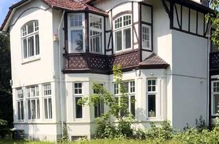 Villa kaufen in Emmaberg, 28717 Lesum, Sanierungsbedürftige, schöne Kaufmannsvilla mit 2 Wohneinheiten in Bremen-Lesum, Top-Lage