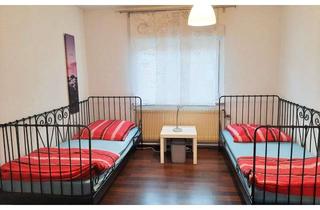 Immobilie mieten in Schillerstrasse, 73776 Altbach, Möbliertes Zimmer mit Gästeküche, Internet, Etagendusche / WC, TV-Lounge, Waschmaschine, T