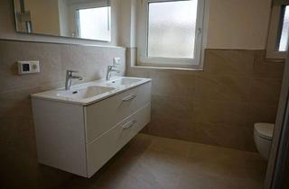 Wohnung kaufen in Humboldtstr. 68, 93053 Galgenberg, 4,25% Rendite! Sanierte 3-Zi-ETW, frisch vermietet, für Kapitalanleger!