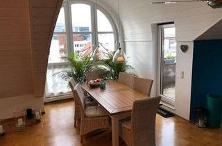 Wohnung kaufen in 70327 Untertürkheim, Ohne Makler Stilvolle 3,5-Zi-Dachgeschosswohnung mit Südbalkon & TG-Stell in StuttgartUntertürkheim