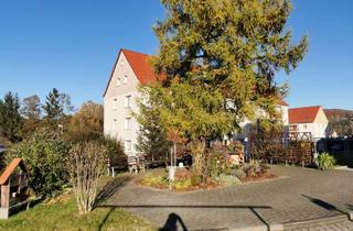 Wohnung mieten in Plauer Straße 15, 09557 Falkenau, Charmante 3 Zimmer Wohnung mit Balkon in Falkenau