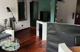 Wohnung mieten in Feuerbachweg, 64546 Mörfelden-Walldorf, Attraktive (teilmöbilierte) 1-ZKB-Wohnung mit Balkon, außergewöhnlichem Bad und großer Küche