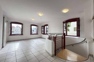 Wohnung mieten in Werftstraße 8a, 93059 Innenstadt, Exklusive 3,5-Zimmer Maisonette mit Domblick, Einbauküche, Sauna & Garten – Erstbezug nach Sanierung