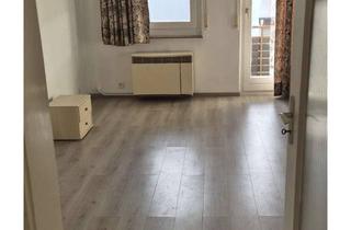 Wohnung mieten in Krummenackerstraße 28, 73733 Esslingen, 1-Zimmer Wohnung mit Balkon in Esslingen am Neckar