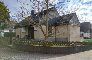 Haus mieten in 58706 Menden, Freistehendes 6-Zimmer-Haus mit Garage in Menden (Sauerland)
