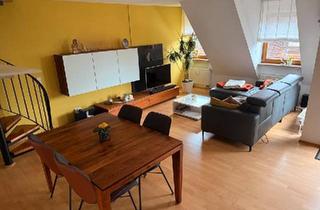 Wohnung kaufen in 71229 Leonberg, Leonberg - Charmante, lichtdurchflutete DG 4 Zimmer Maisonette