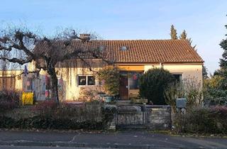 Einfamilienhaus kaufen in 72622 Nürtingen, Nürtingen - Großzügiges Einfamilienhaus mit Einliegerwohnung und Garte