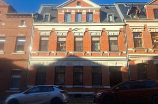 Haus kaufen in 08606 Oelsnitz, Oelsnitz (Vogtland) - Solide Kapitalanlage mit 3 Wohneinheiten ohne Sanierungsstau zu v