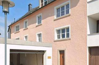 Haus kaufen in 95163 Weißenstadt, Weißenstadt - Großes Ein- Zweifamilienhaus im Stadtkern von Bad Weißenstadt