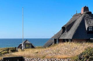 Haus kaufen in 25997 Hörnum, Hörnum (Sylt) - Reetdach-Haus mit Panorama-Meerblick