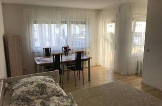 Wohnung kaufen in 71134 Aidlingen, Aidlingen - Möblierte, 1-Zi-Exklusive-Wohnung mit Balkon und EBK in Aidlingen