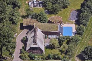 Haus kaufen in 24891 Struxdorf, Struxdorf - Reetdachkate in Alleinlage - luxuriöses Wohnen mit Pool & Fitness