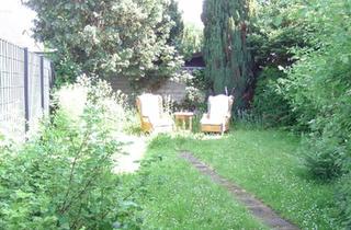 Wohnung kaufen in 50997 Köln, Köln - Erdgeschoßwohnung mit eigenem Garten! Sofort frei !