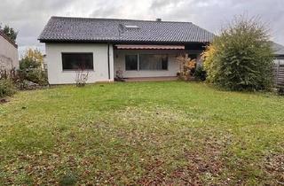 Einfamilienhaus kaufen in 74211 Leingarten, Leingarten - Geräumiges Einfamilienhaus; Doppelgarage; großer Garten