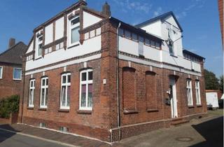 Haus kaufen in 25704 Meldorf, Meldorf - Historisches Altstadthaus mit 4 Wohneinheiten