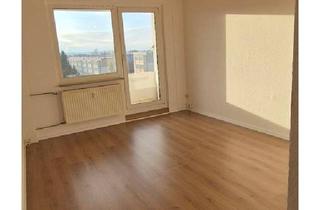 Wohnung kaufen in 09385 Lugau, Lugau/Erzgebirge - Kapitalanlage - vermietete 2-Raum-Wohnung mit Südbalkon