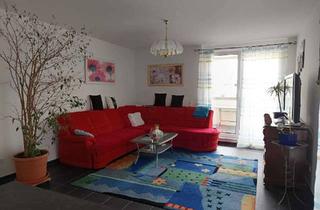 Wohnung kaufen in 67061 Süd, WIE NEU! Exklusive 4-Zimmer-Wohnung mit zwei Bädern, Einbauküche und großem Balkon