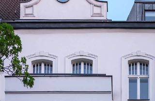 Wohnung kaufen in Leibnizstraße 58, 10629 Charlottenburg, Investieren am Ku’damm: 3-Zimmer-Altbauwohnung mit Terrasse, nahe Meyerinckplatz! vermietet