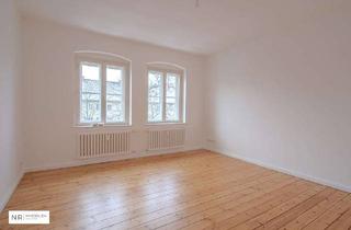 Wohnung kaufen in Grazer Damm 131, 12157 Schöneberg, Sanierte 3-Zimmerwohnung in beliebter Lage + DG Rohling als Kaufoption