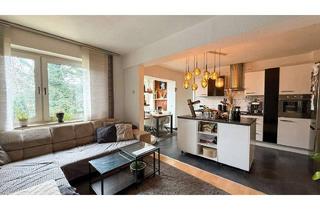 Wohnung kaufen in 45355 Borbeck-Mitte, Modernisierte 4,5-Zimmer-Wohnung mit Loggia in Essen-Bochold