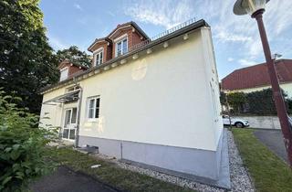 Wohnung kaufen in 01468 Moritzburg, Freistehende kleine 4-Zimmer-Wohnung in traumhafter Lage für Eigennutzer oder Anleger!