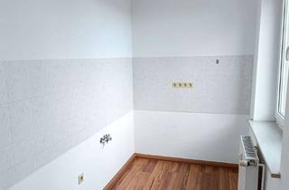 Wohnung mieten in Lugauer Straße 10, 09376 Oelsnitz, Kleine Singlewohnung in guter Lage