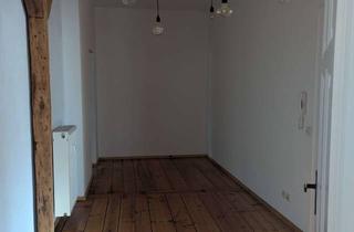 Wohnung mieten in 07381 Pößneck, 3 Zimmer Wohnung in Villenlage / Provisionsfrei