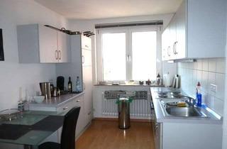 Wohnung mieten in 76133 Innenstadt-West, Große, moderne 1-Zimmerwohnung mit Einbauküche und Balkon im Herzen von Karlsruhe!