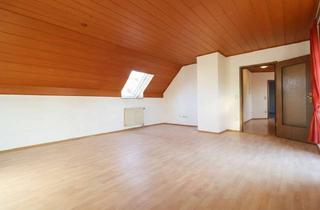 Wohnung mieten in 91056 Büchenbach, Helle Dachwohnung mit Tageslichtbad und Einbauküche