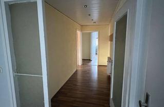Wohnung mieten in Hauptstraße 67, 56249 Herschbach, Attraktive 2-Zimmer Dachgeschosswohnung mit Ankleide und Badewanne