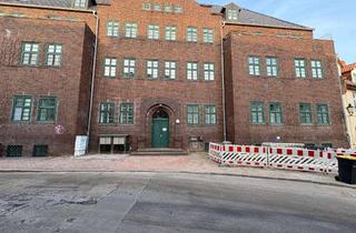 Wohnung mieten in Schatterau 25a, 23966 Altstadt, Seniorengerechtes Wohnen 1-Zimmer Wohnung mit Balkon, Aufzug u. Gemeinschaftsraum in Wismar Altstadt