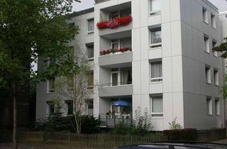 Wohnung mieten in Otto-Braun-Straße 16, 40595 Garath, 3-Zimmer-Wohnung in Düsseldorf Garath mit Balkon wird aktuell saniert !!