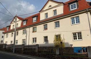 Wohnung mieten in Böhmertstraße, 04741 Roßwein, Großzügige 4-Zimmer mit Laminat und 2xWannenbad guter Lage!