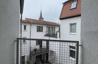 Wohnung mieten in Karl-Liebknecht-Straße 14, 99423 Altstadt, Großzügige 3-Zimmer-Wohnung im Herzen der Kulturstadt Weimar!