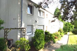 Wohnung mieten in Staubenthaler Hoehe 85, 42369 Ronsdorf, Frisch renovierte 3-Zi.-Whg. mit neuem Bad, neuem Boden und eigenem Gartenanteil