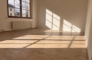 Wohnung mieten in 09380 Thalheim, Viel Platz zum Leben & Arbeiten – 5 Zimmer | 2 Bäder | Aufzug