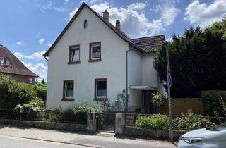 Haus kaufen in 64625 Bensheim, Von Privat! Zweifamilienhaus 699 qm Eckgrundstück in zentraler Lage
