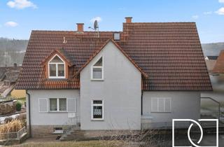 Haus kaufen in 96170 Lisberg, Vielseitig nutzbar! Gepflegtes Zweifamilienhaus in ruhiger Lage mit Terrasse und Balkon