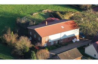 Haus kaufen in Dorfstraße, 25579 Rade, Charmanter Resthof mit großem Flächenangebot und vielseitigem Entwicklungspotenzial in Rade