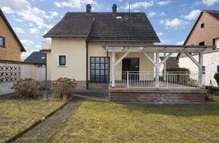Haus kaufen in 66507 Reifenberg, 6 Zimmer | großer Garten | Terrasse – viel Platz für die Familie