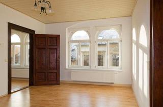 Wohnung mieten in Carolinenstraße 22, 07973 Greiz, Wohnung mit Einbauküche und Stellplatz