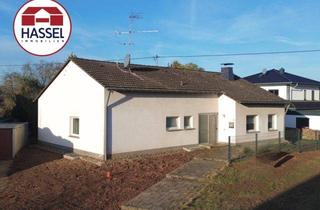 Haus kaufen in 53894 Mechernich, Hier wächst Ihr Familienglück – Großzügiger Bungalow mit Terrasse, Garten und Doppelgarage