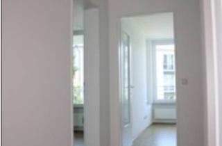 Wohnung kaufen in Dresdener Str., 10179 Berlin, Barrierefreie Wohnung (4 Zimmer, 2 Bäder, Balkon, Keller, Aufzug, TG-Stellplatz) in Berlin