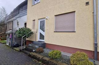 Haus mieten in 63179 Obertshausen, *Obertshausen* Ideal für Familien; Frisch renoviertes RMH in attraktiver Lage mit Garage